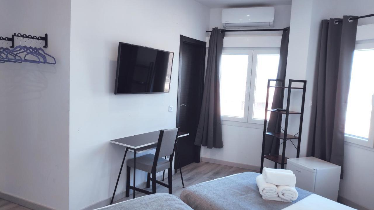 Hostal Dona Isabel Majadahonda Εξωτερικό φωτογραφία