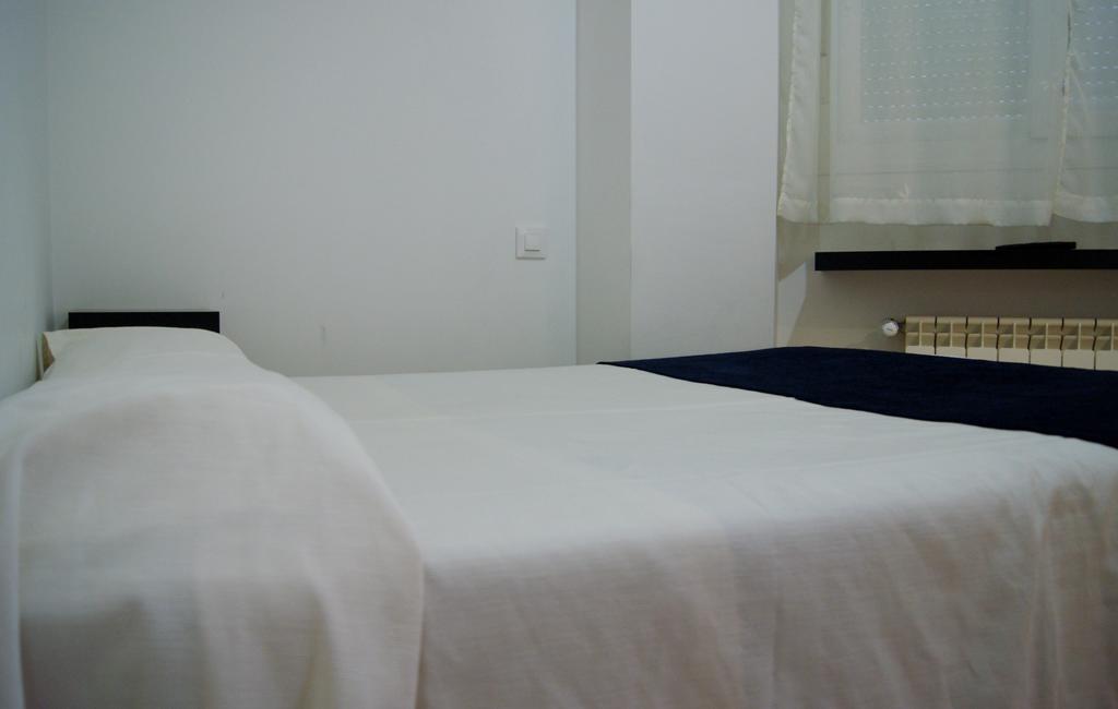 Hostal Dona Isabel Majadahonda Εξωτερικό φωτογραφία