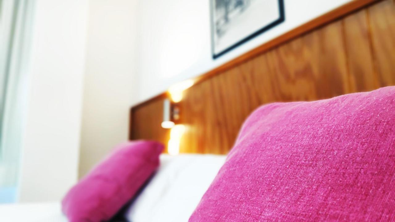 Hostal Dona Isabel Majadahonda Εξωτερικό φωτογραφία